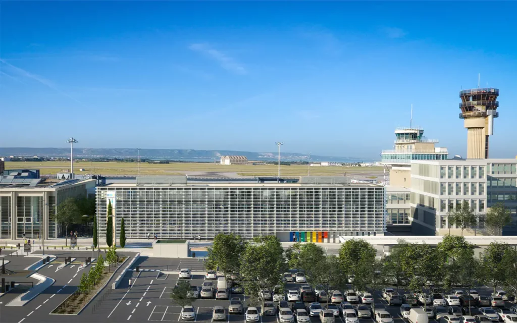 Aeroport de Marseille transfert shuttle et navette en van