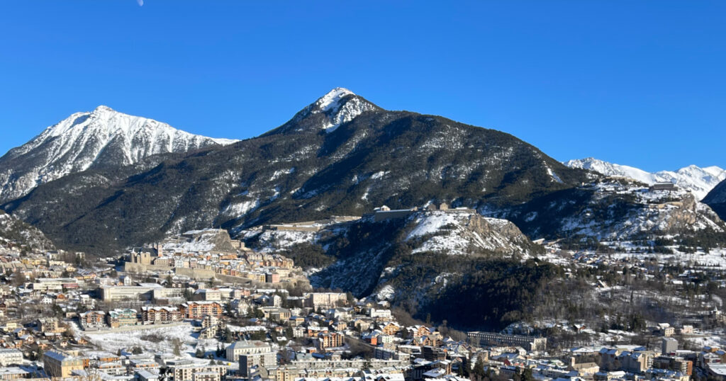 Transfert aéroport en van 7 places vers Briançon et Serre Chevalier